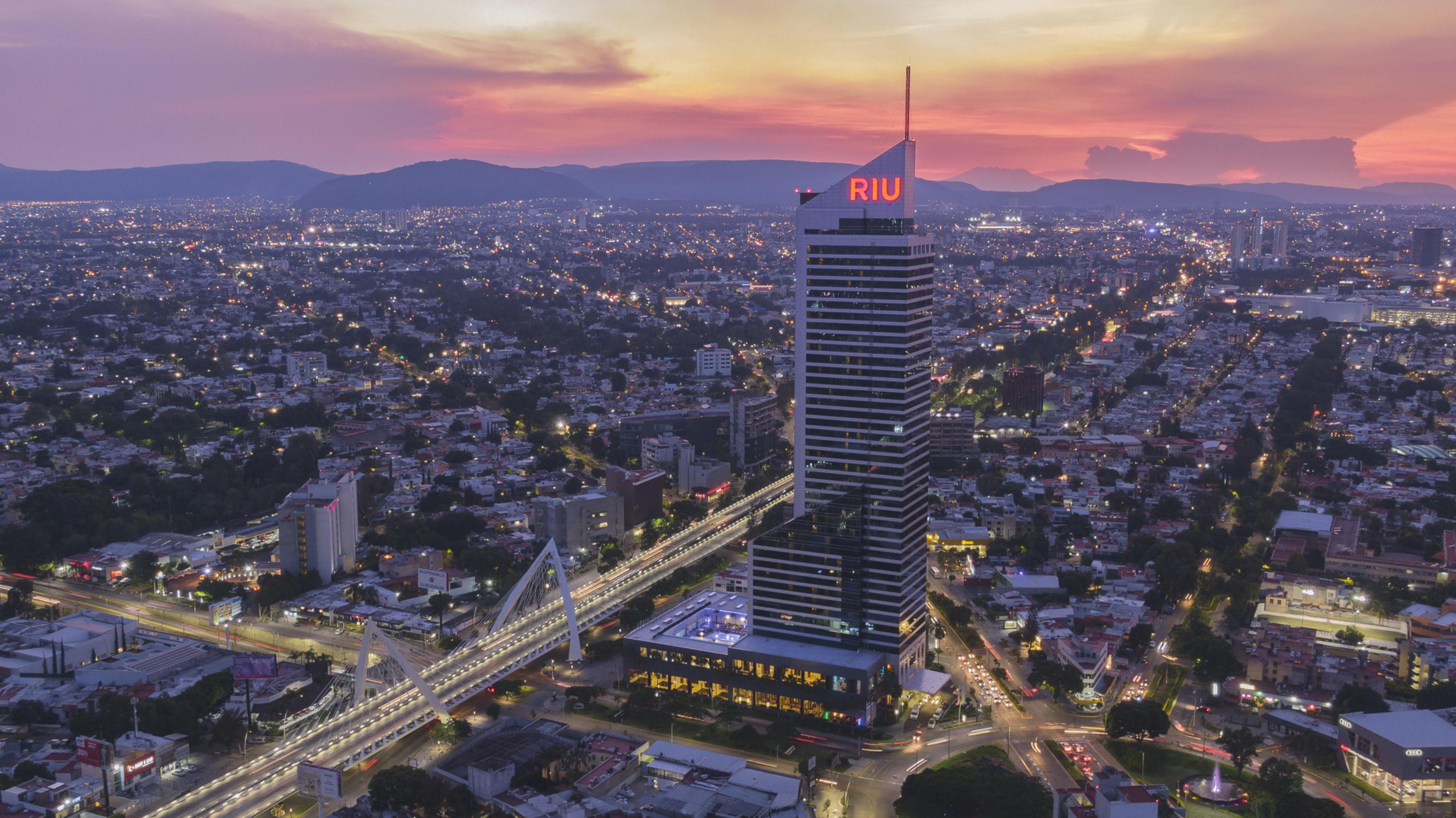 Hotel Riu Plaza Guadalajara Exteriér fotografie
